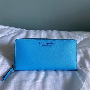 Kate Spade Larchmont Avenue Neda Wallet. Color - Rich Electric Blue